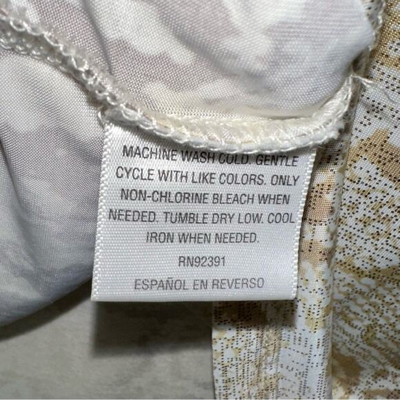 Bar III Metallic Gold Snakeskin Short Sleeve Crop Top Size XS - Picture 6 of 9